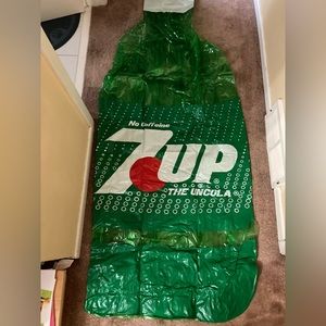 Vintage 7up Pool Floaty with original instructions/warranty and patch spot